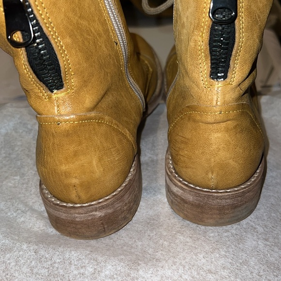 FREE PEOPLE PORTLAND LACE UP BOOTIES (39) - Picture 8 of 13